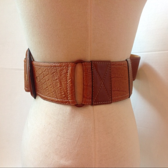 Encueros Brown Leather Belt Crocodile Saddle Wrap